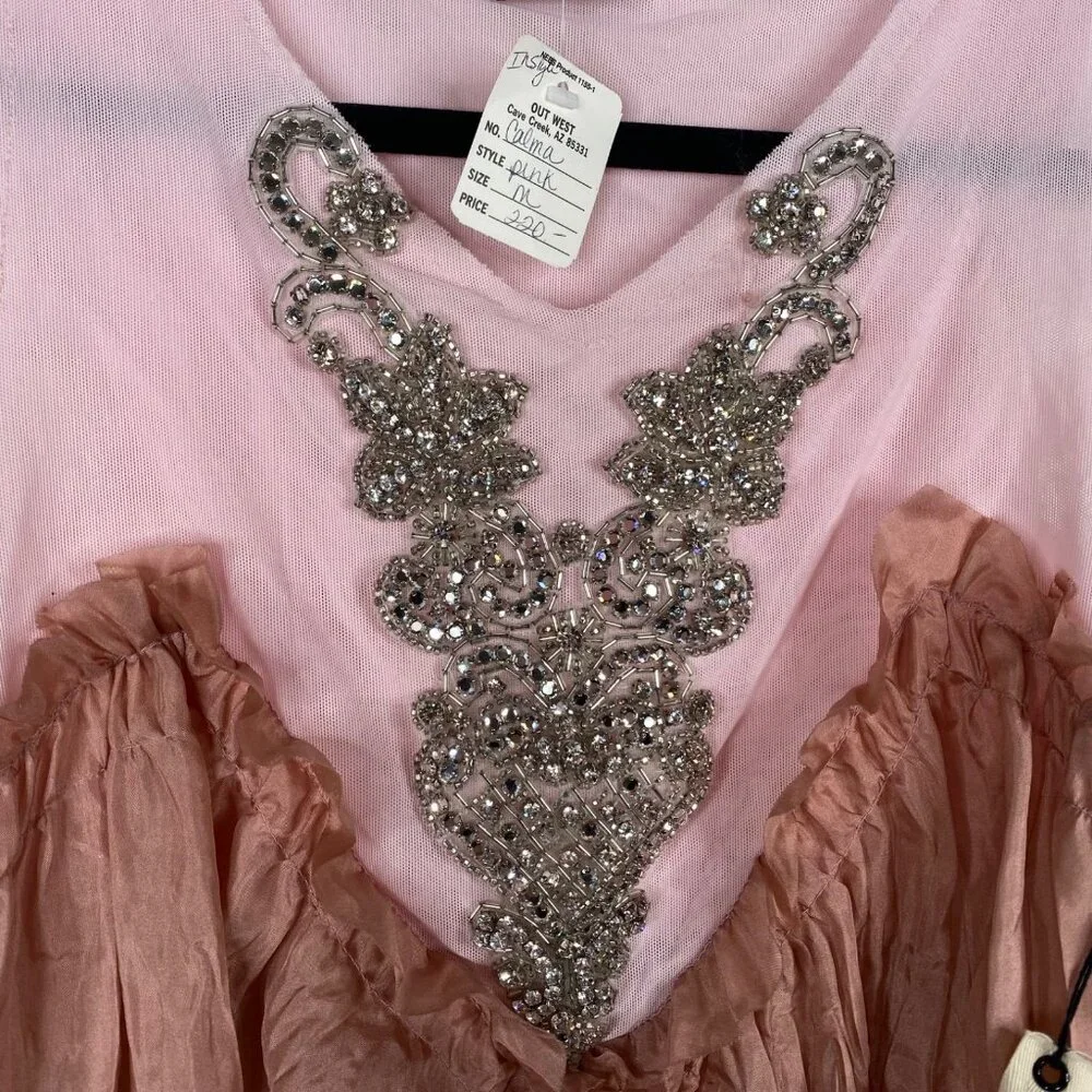 NWT Calma Women's Top Pink Size M Silk Rhinestones Fairy Unique Old Money - Picture 5 of 13